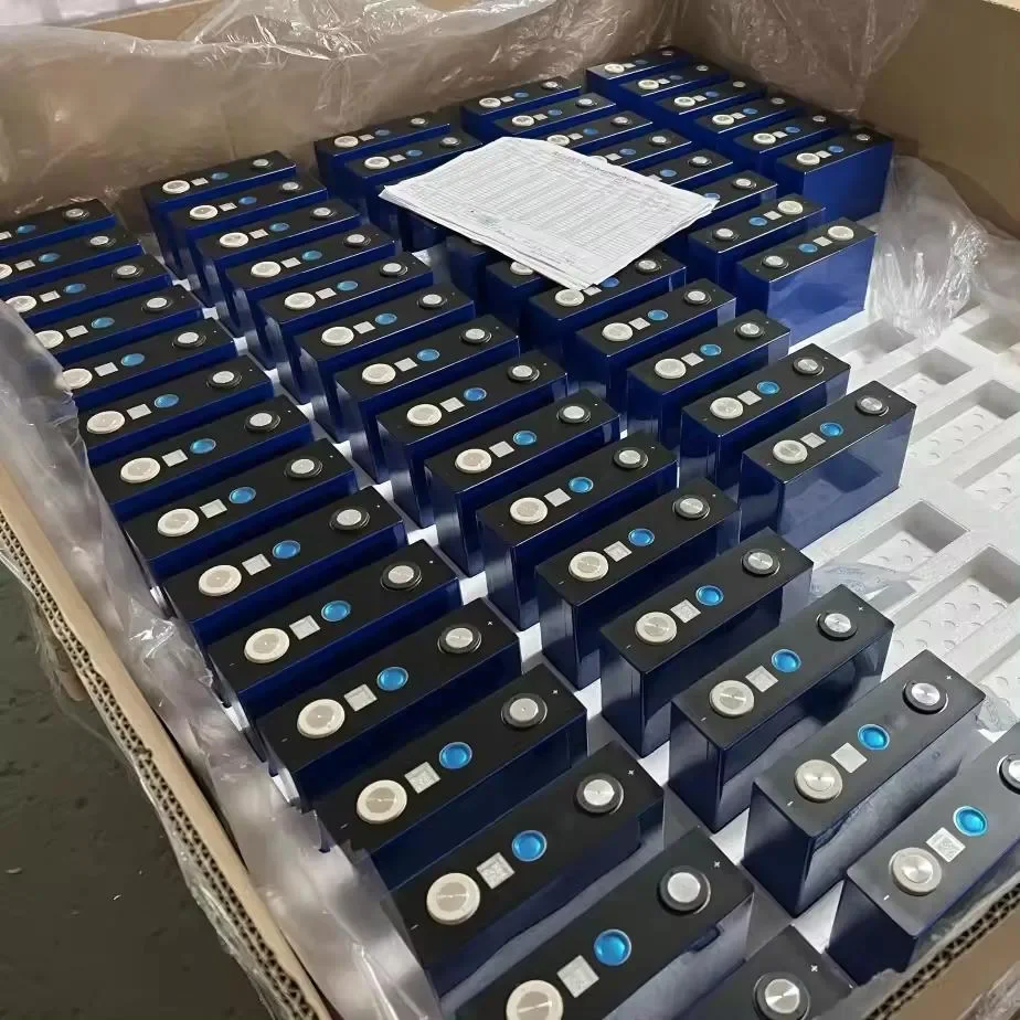 Lf100la 3.2V 100ah LiFePO4 Battery Eg4 LiFePO4 Battery Power Wall LiFePO4 Battery for Electric Power Systems