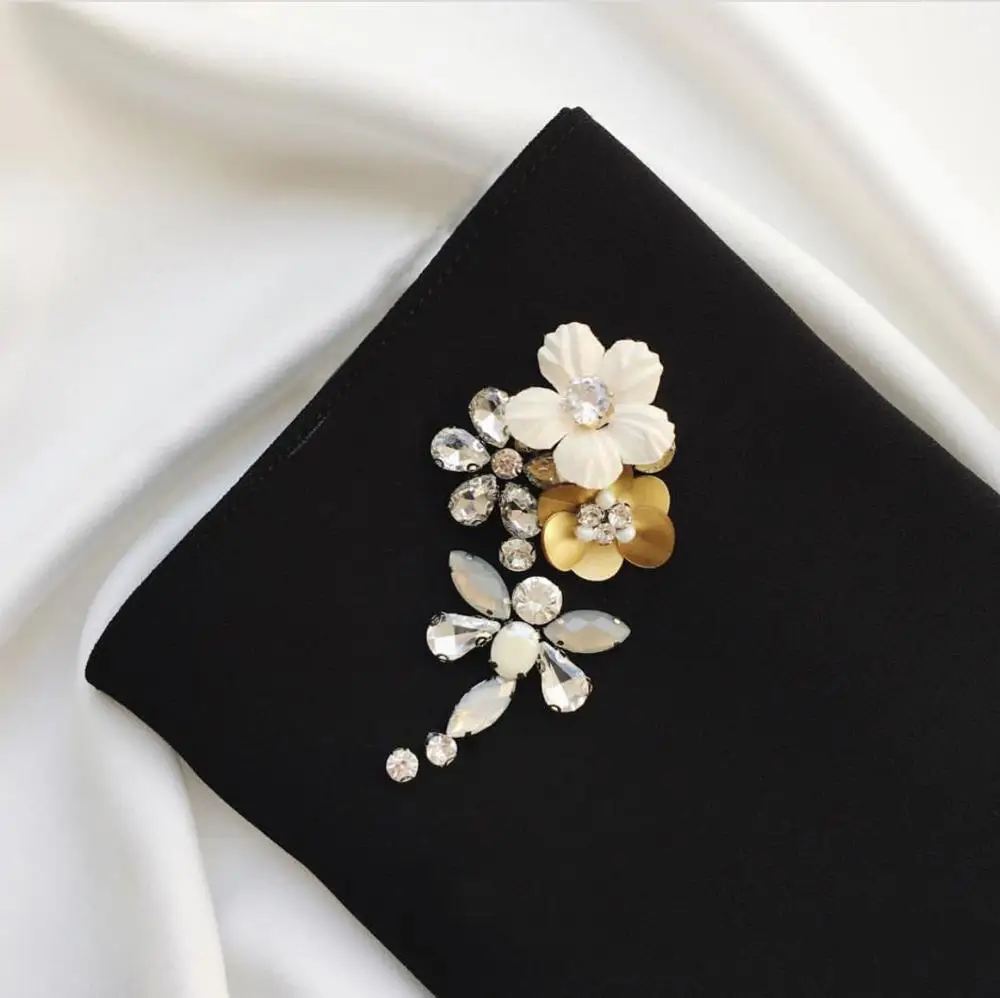 pleated Muslim Chiffon Hijab 75*180 With Beautiful Faux Jewel scarf