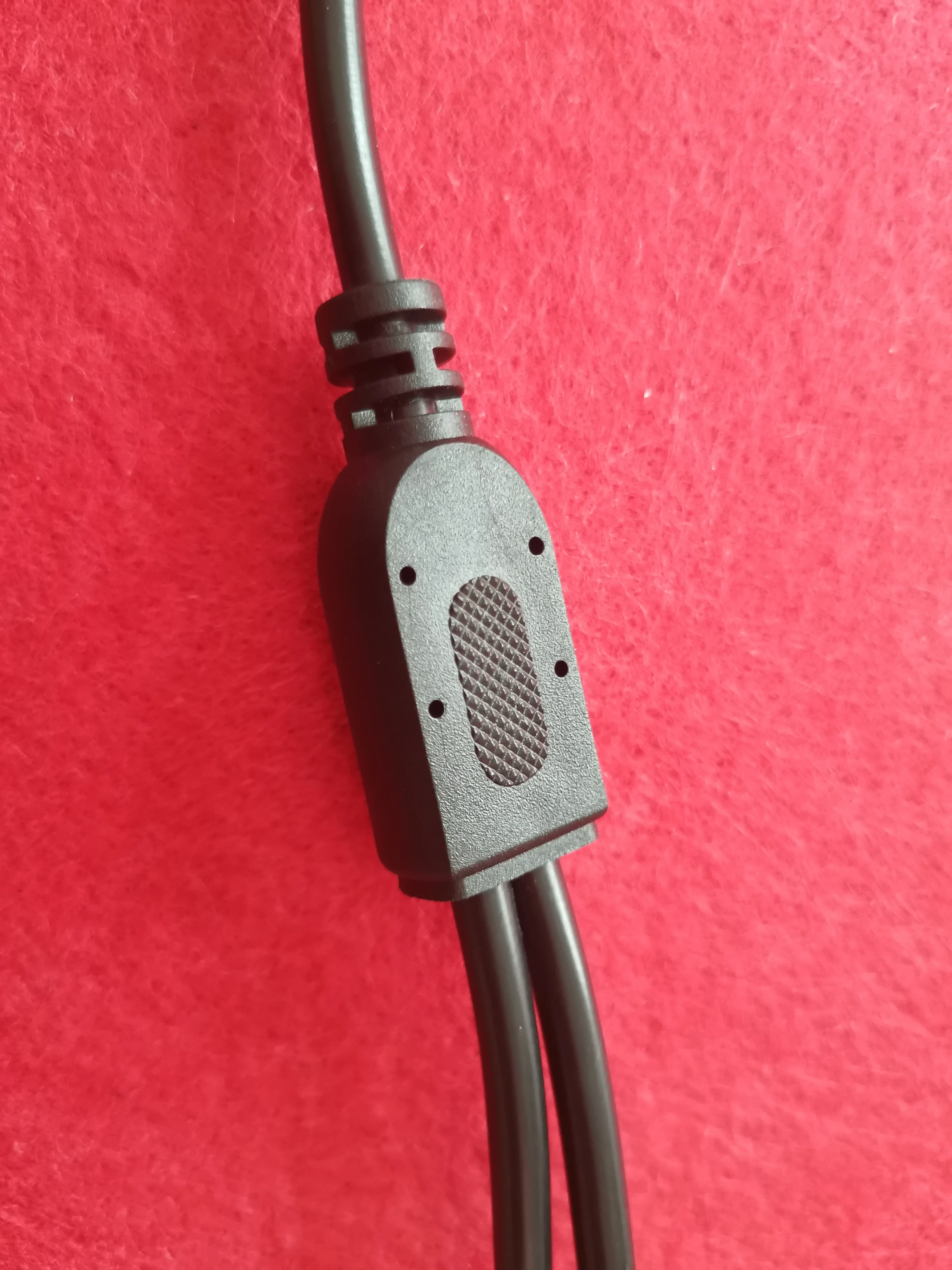 splitter 1X2 DC power cable  5.5*2.1 male to female customized for led light