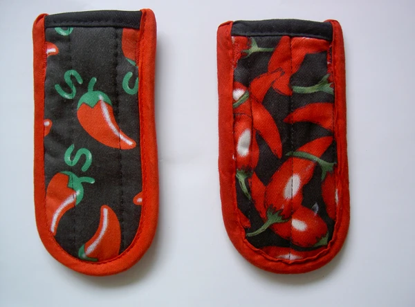 Chili pattern handle holder
