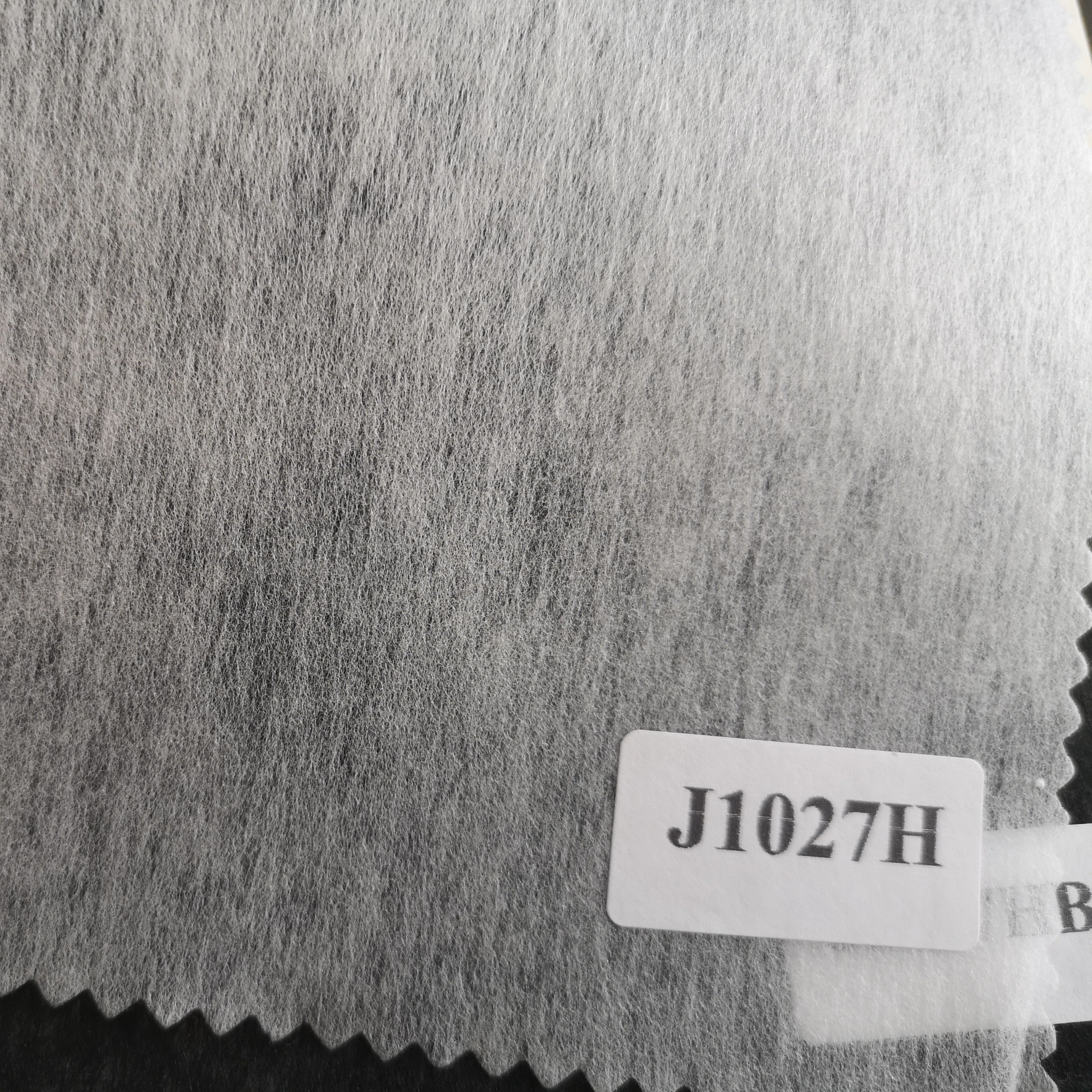 GAOXIN hard/soft handfeeling eco-friendly chemical bond non woven fabric without glue for garment