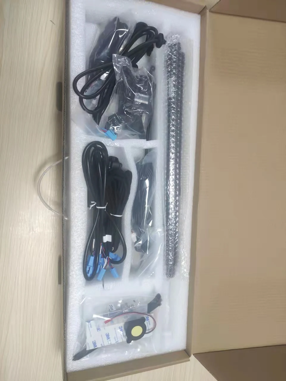 Fully automatic lifting, intelligent lifting, adjustable height of a full set of struts use for Toyota Camry  2012+