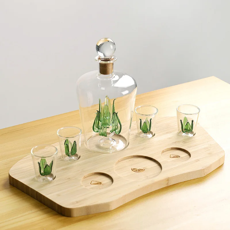 800 ml High Borosilicate Glass Special Shaped Empty Glass Water Drinking Bottle for Wine Beverages Juice