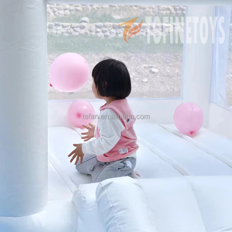 Factory OEM and ODM  Indoor Inflatable Bouncer White Bounce House with  Pastel Colors for Kids
