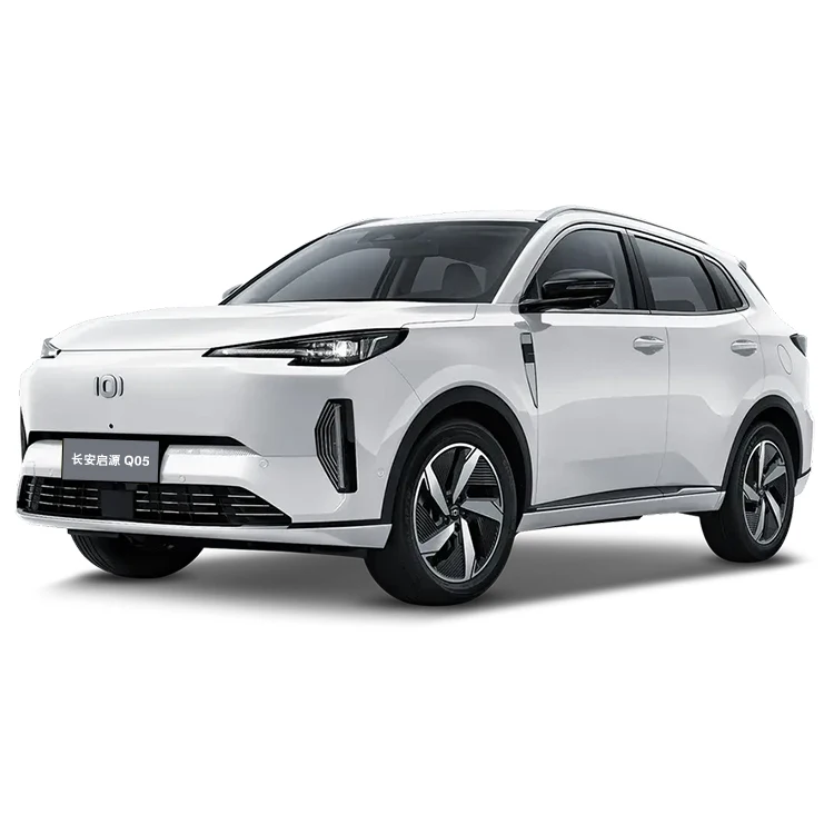Автомобильный Гибридный электромобиль Changan Q05 2024 1 5 л
