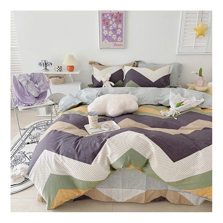 Customized Comforter 4 pieces design set bedding luxury 100% Cotton quality textile bed sheet