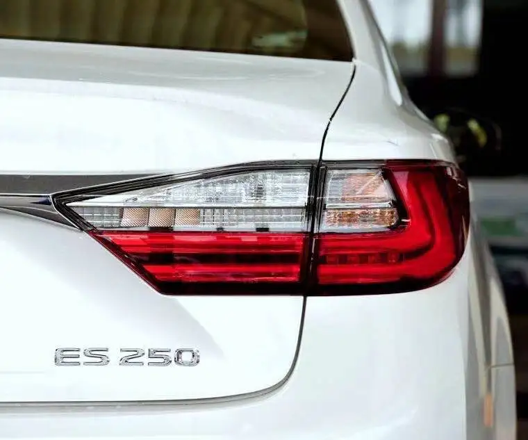  8156133640 б/у оригинальные автомобильные аксессуары для Lexus ES задний фонарь