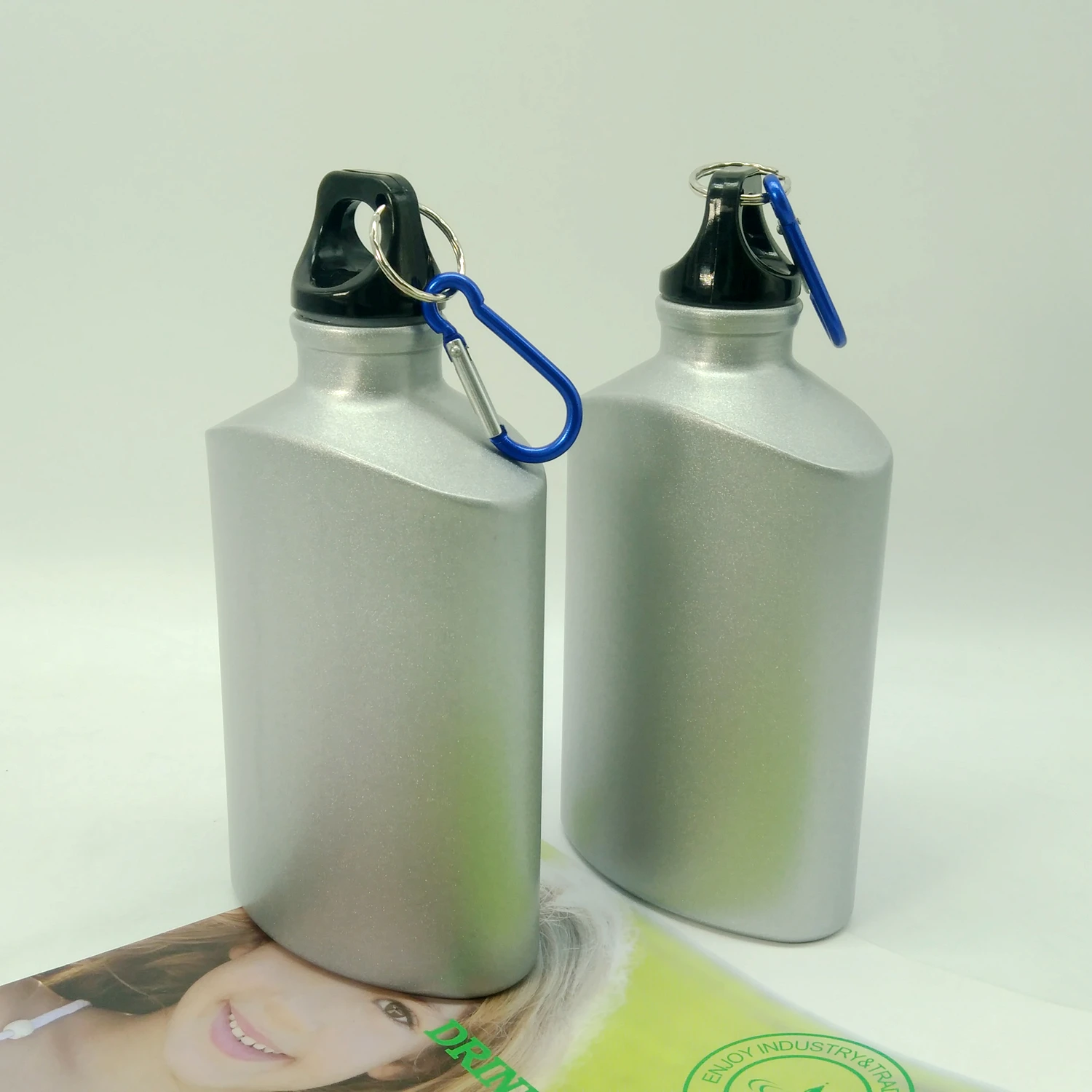 600ml flat alu bottle (1).jpg