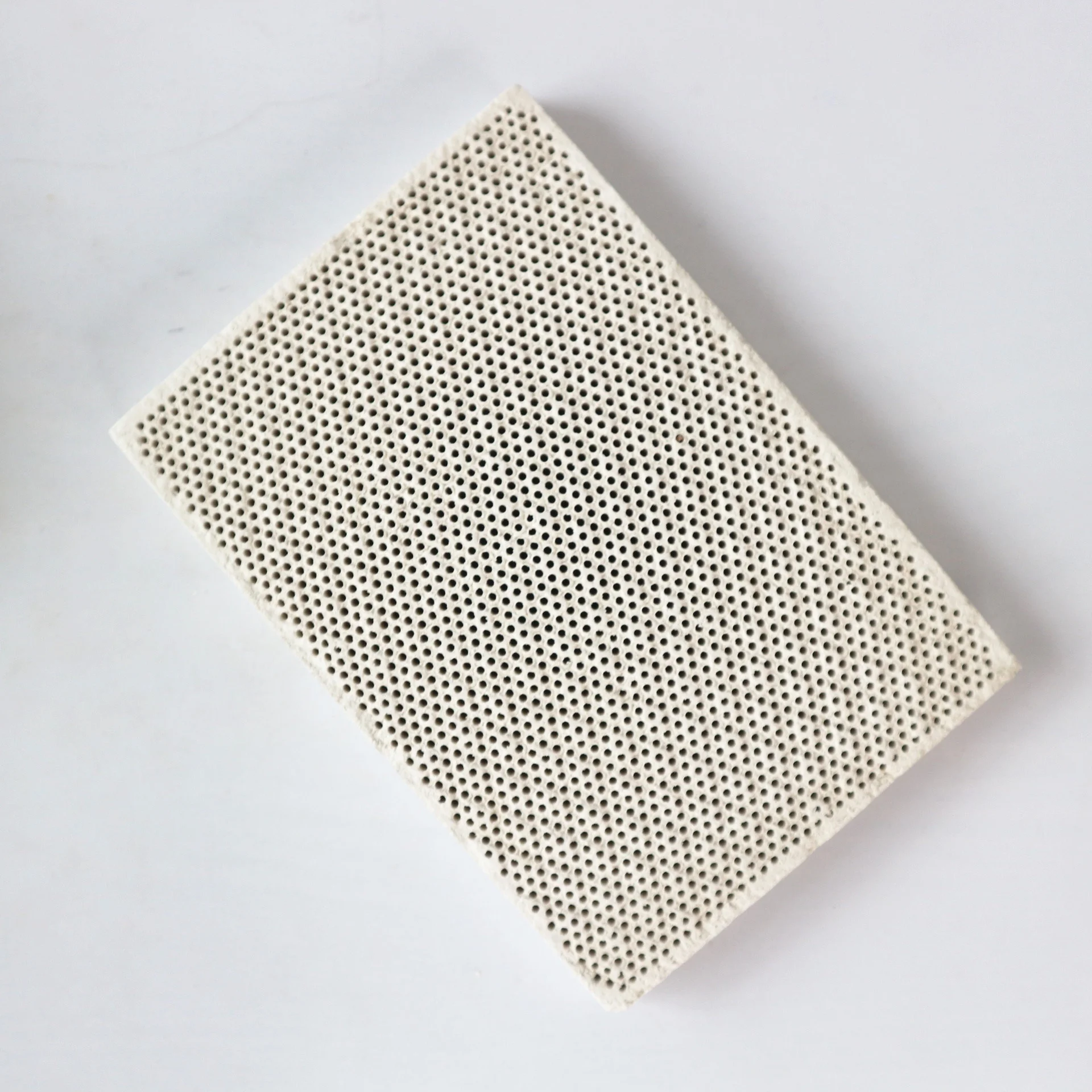 custom Large size far infrared honeycomb ceramic burner plate for barbecue grill ceramic plate red external ceramic