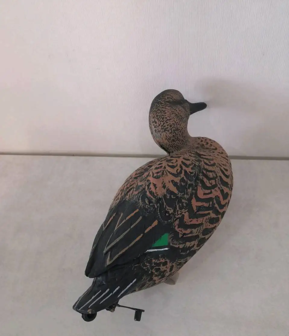 Manufacturer Realistic Hunting Decoy Bait Duck Decoys Floating on Water