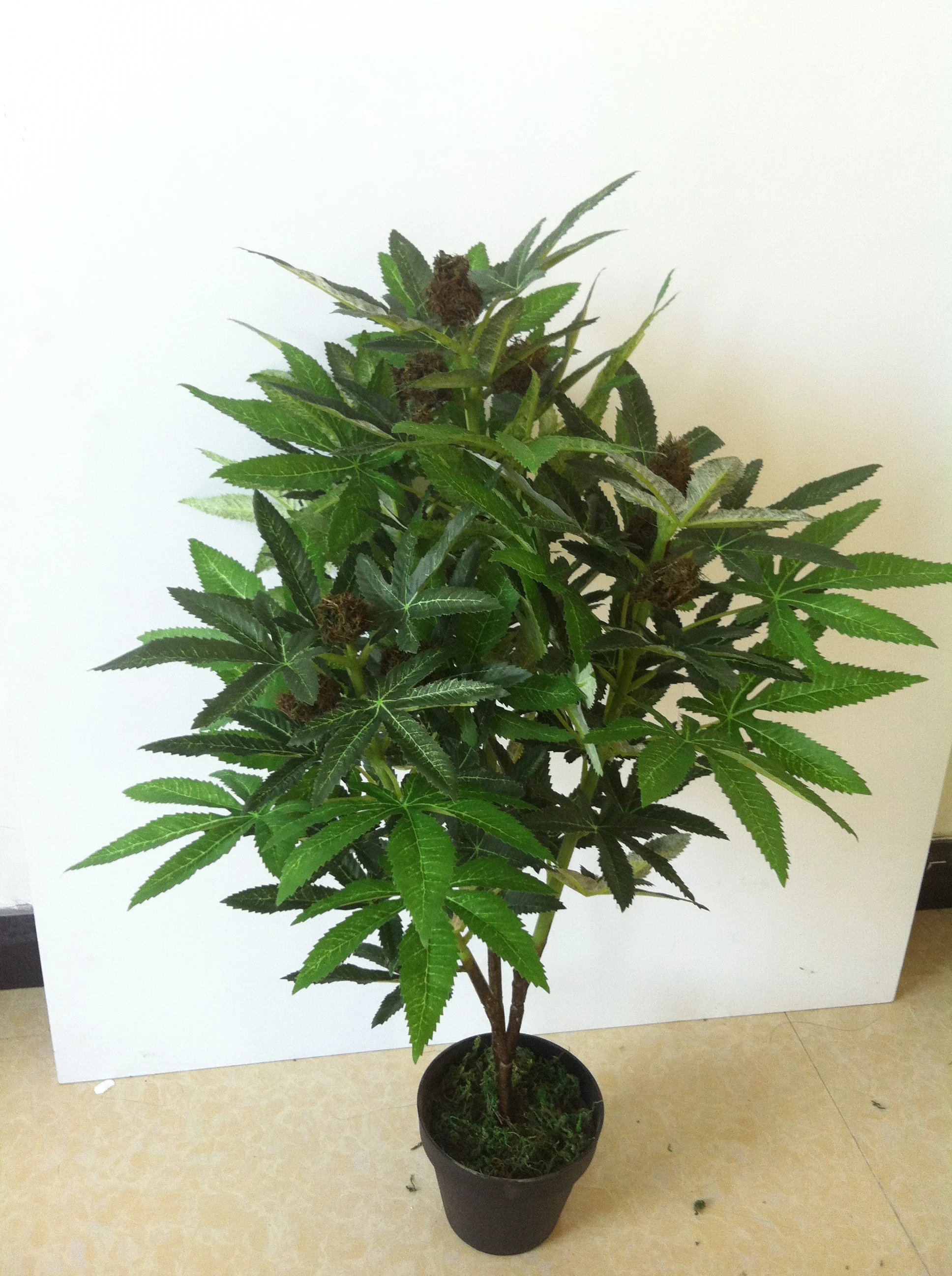 Wholesale Artificial cannabis plant plastic cannabis plant