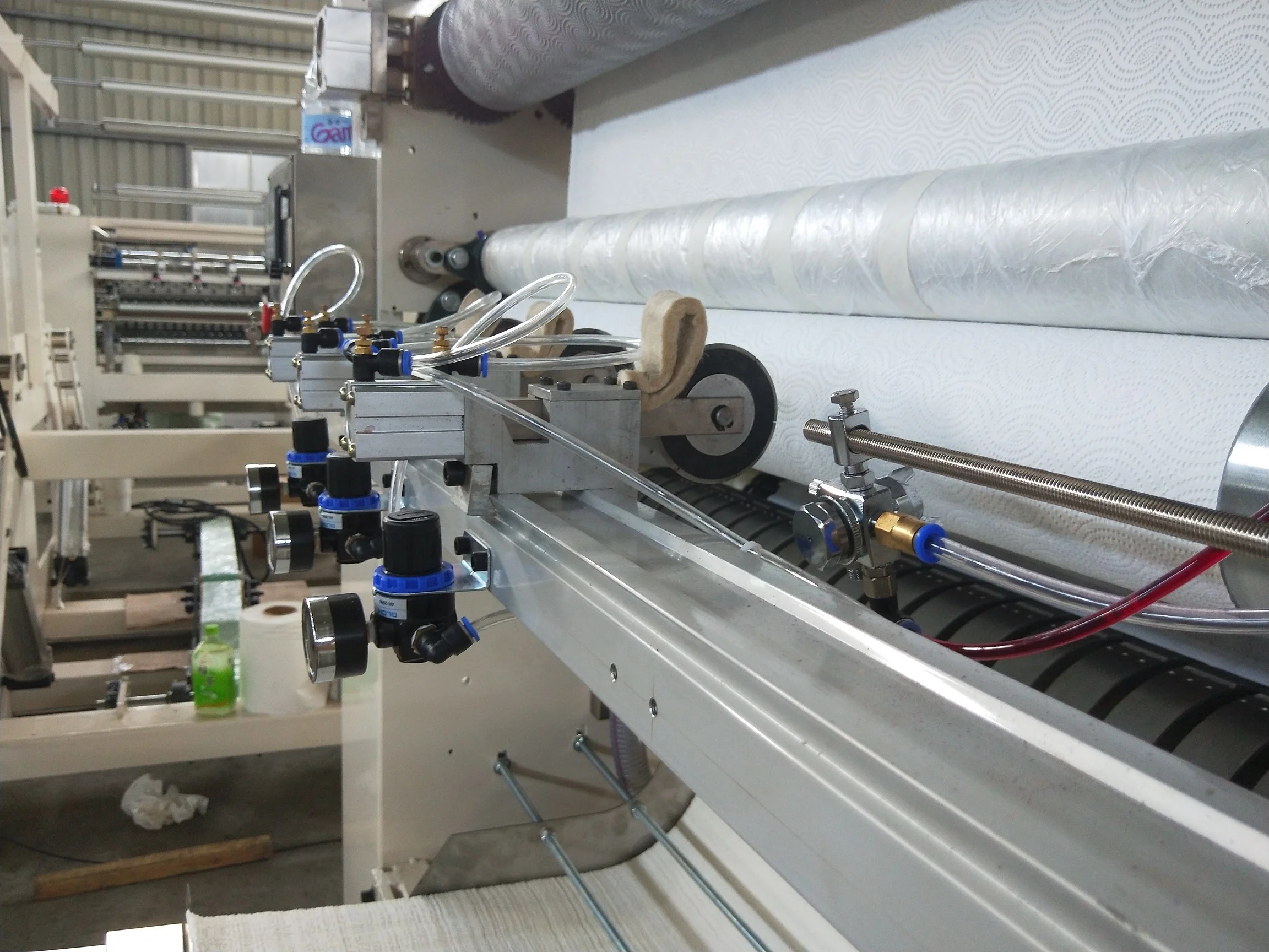 Automatic 4 Lanes N Fold Hand Towel Paper Making Machine Hand Towel Paper Folding Machine Price