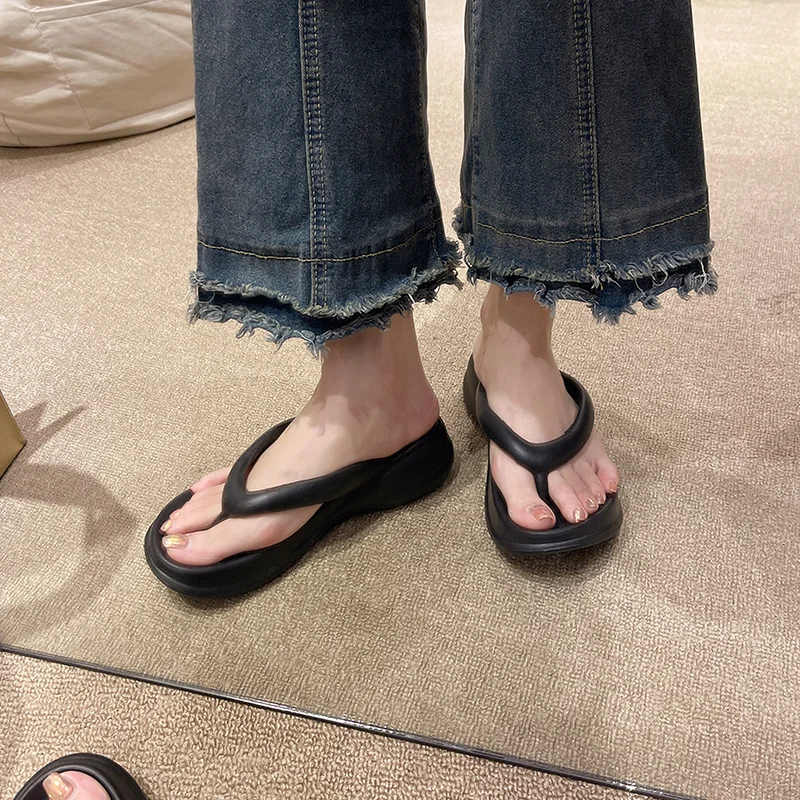 Heeled Summer Slippers Eva Injection Flip-flops Wedge Sandals Mould Outdoor Flip Flops For Women