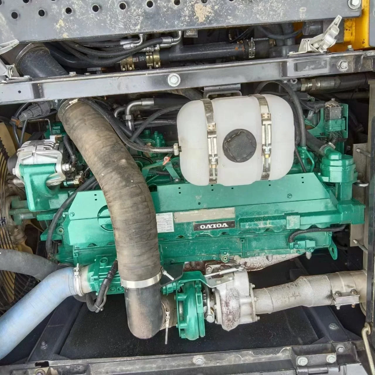 Boutique used volvo excavator for sale used excavator volvo EC240 EC240BLC EC210BLC with low price sale