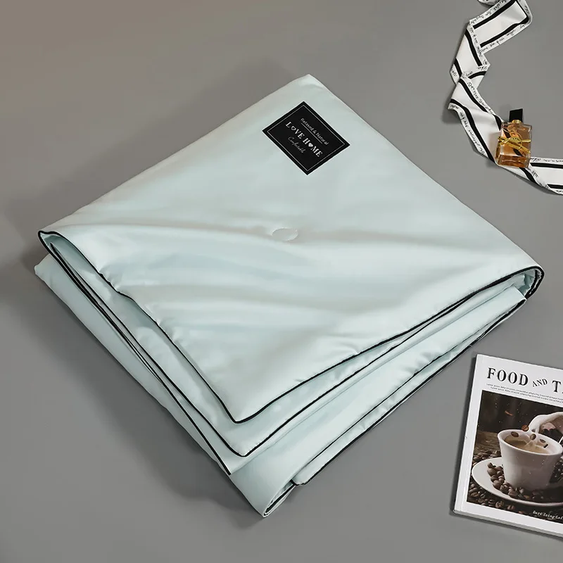 Fashion modern summer silk quilt solid color breathable polyester thin ice silk blanket duvet for home hotel