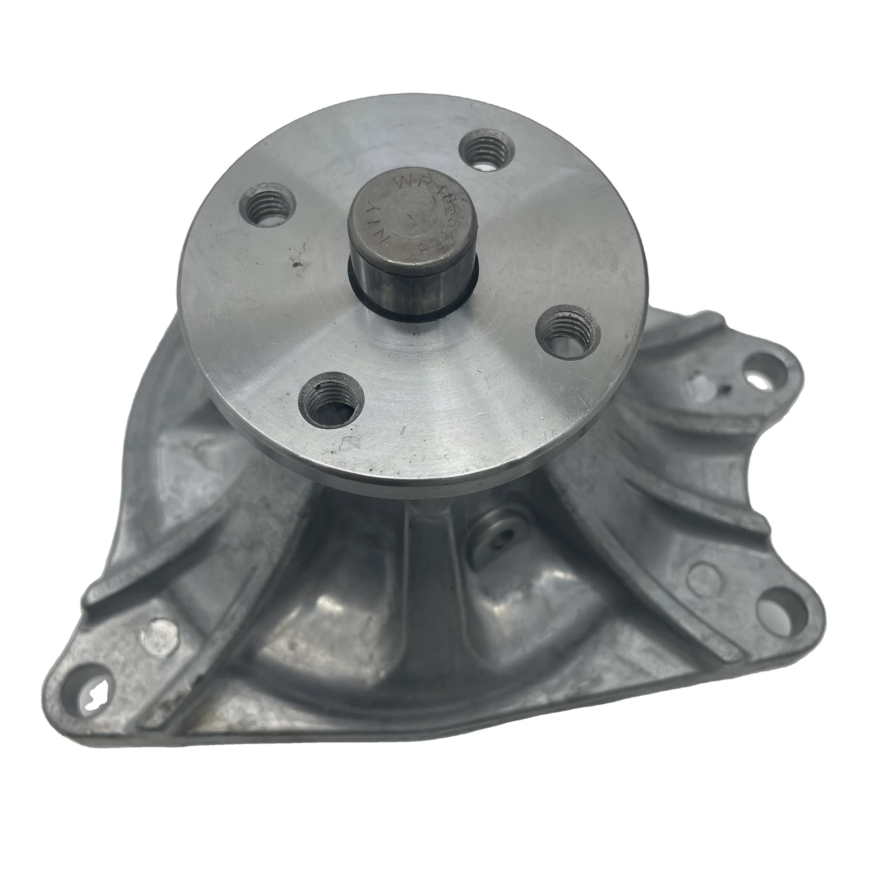 ME200411 ME993473 4M40 Engine C2.4 Engine Water Pump Suitable For Excavator E305.5 306 307 308D C E