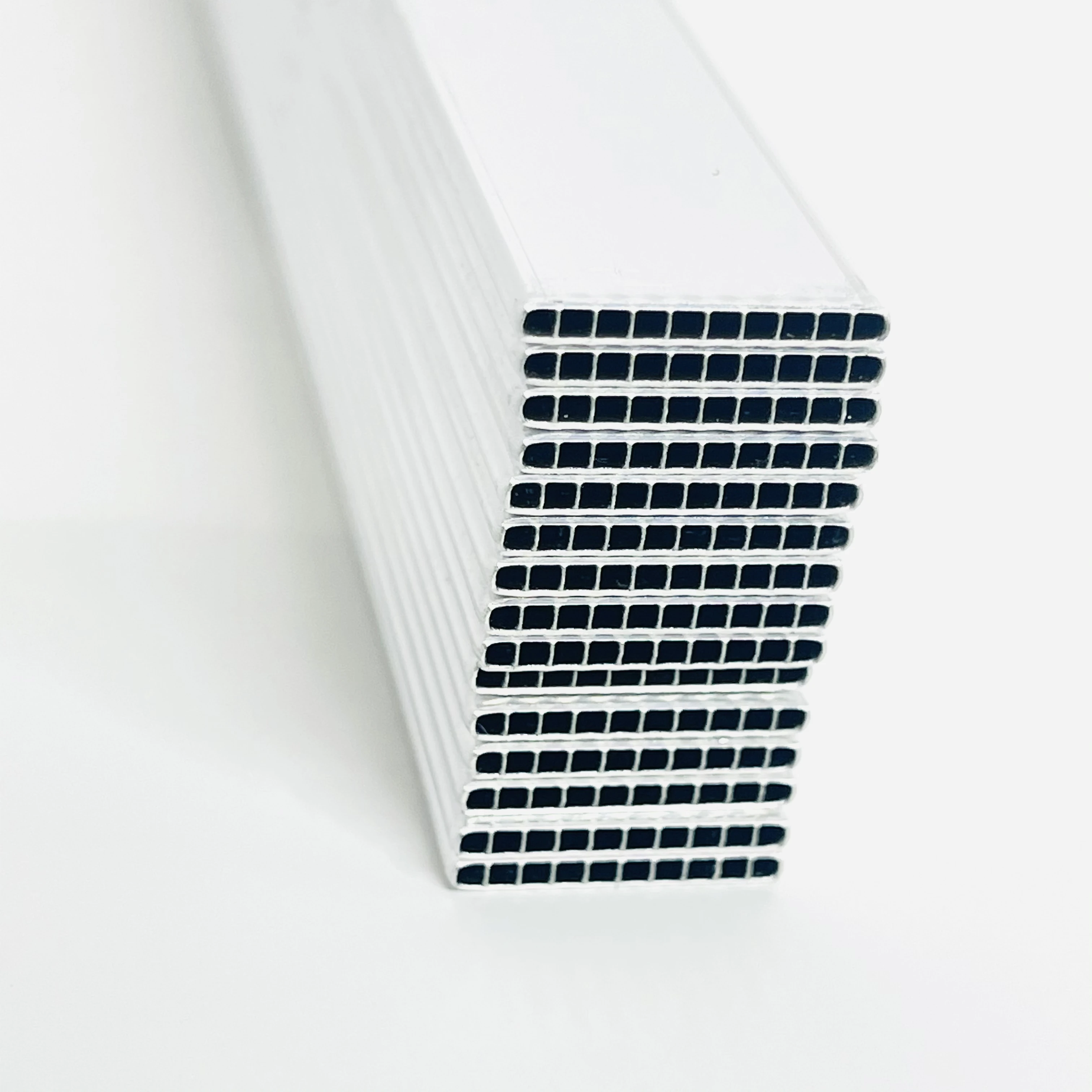 3003 H24 Aluminum Extruded Parallel Flow Flat Tube For Aluminum Condenser Evaporator