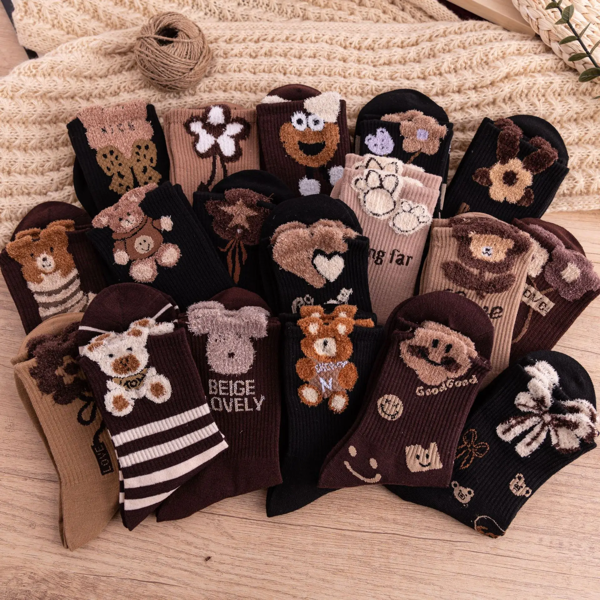 Wholesale Brown Teddy Bear Cartoon Socks Women Casual Cute Novelty Cotton Crew Socks
