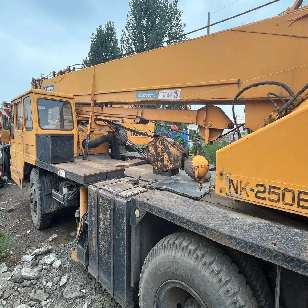 High Quality Used Kato 25Ton Crane Worldwide Sale with Three-Year Warranty Including Core Components Engine Motor Pump PLC