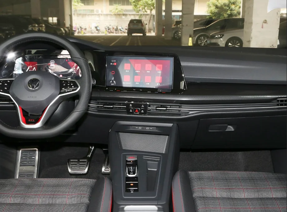 2024 Volkswagen VW Golf 8 Vehicle 280TSI DSG R-Line 5-Seat Sedan Petrol for Volkswagen Vehicle High Quality