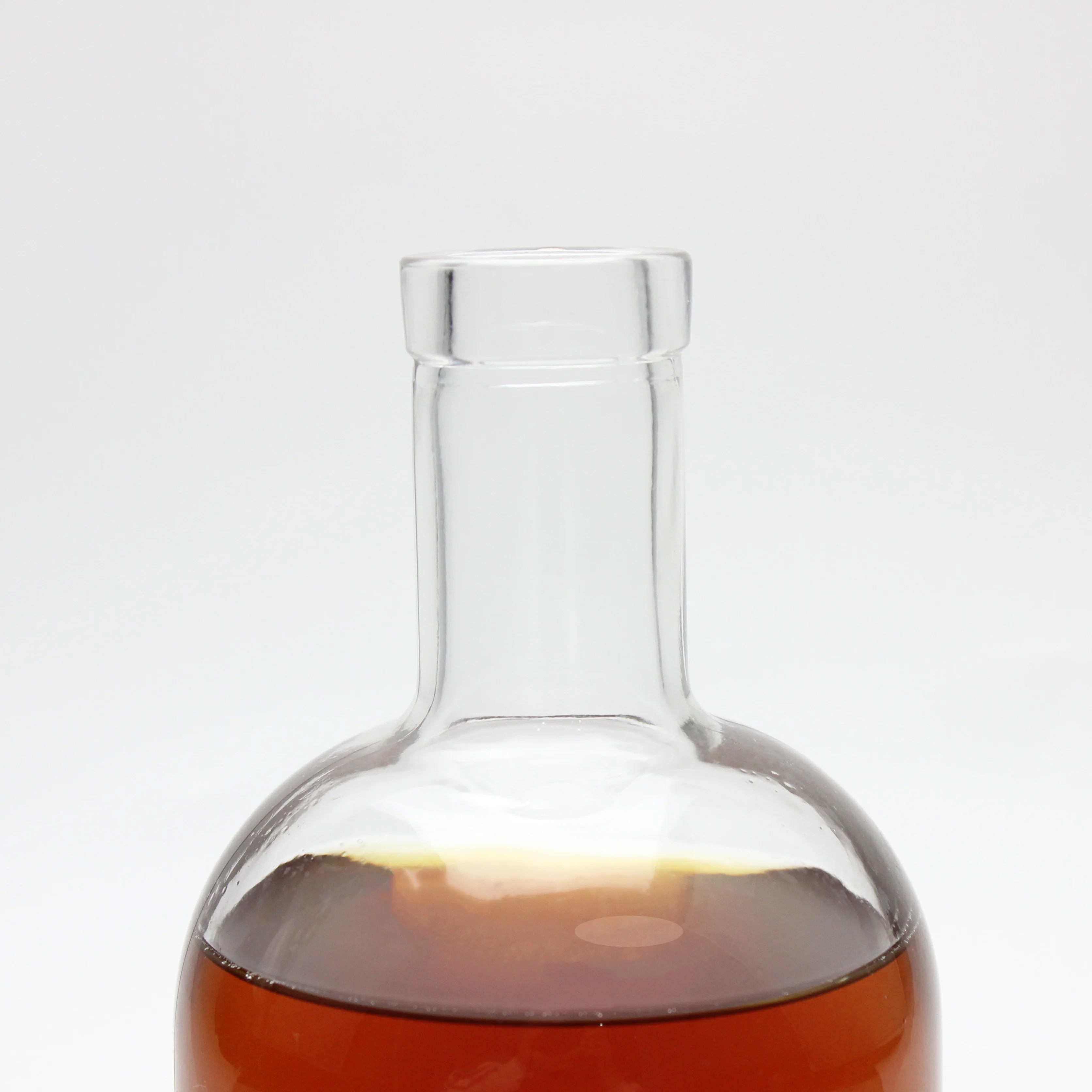 Factory Price Empty Bottle 750Ml Glass Liquor Bottle For Whisky