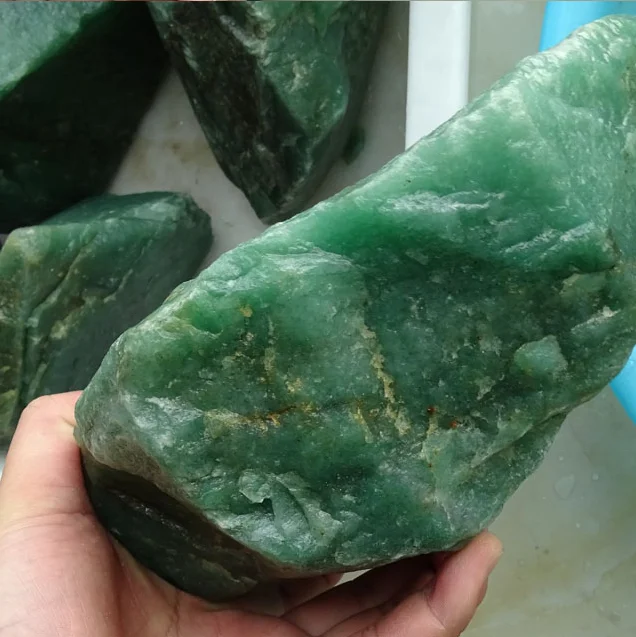 Wholesale price of green aventurine natural stone rough green aventurine