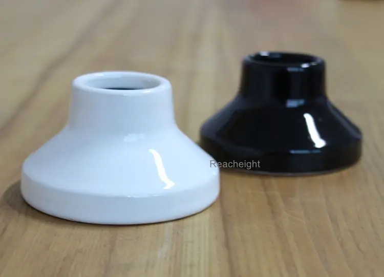 ceiling light socket.jpg