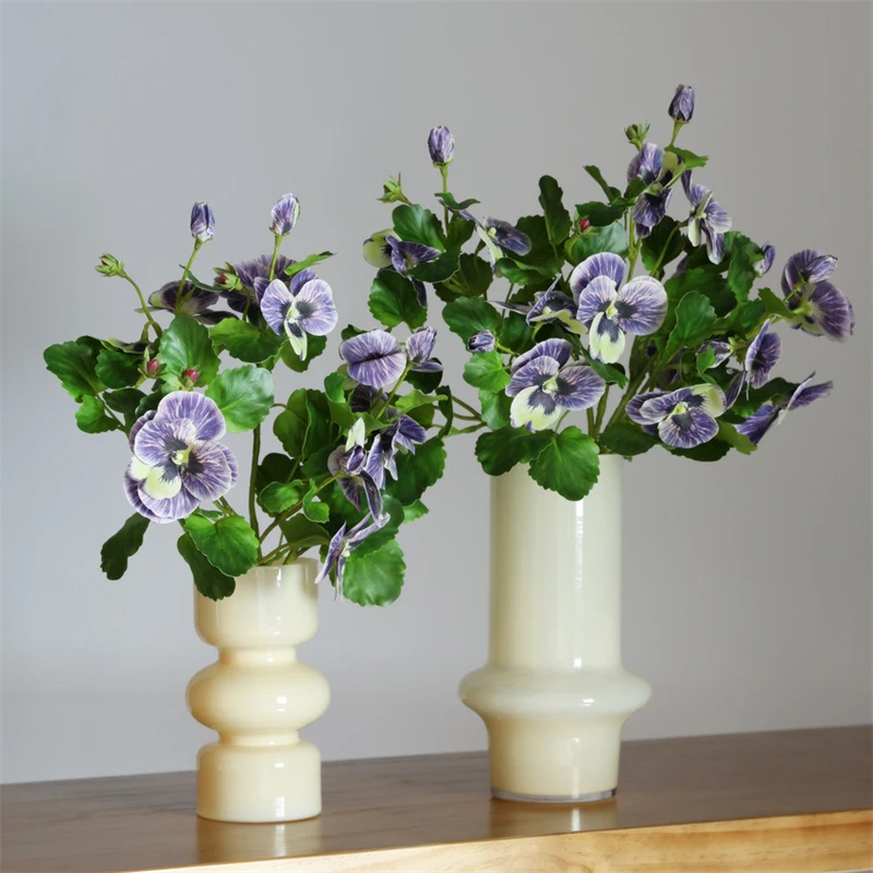 New Coming Popular Wedding Flower Artificial Fringed Iris Flower Silk Artificial Pansy Leaves Bouquet