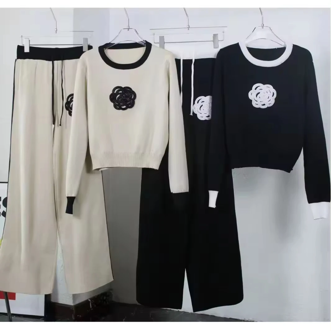 2024 осенне-зимний комплект из свитера двух предметов повседневная одежда для отдыха с круглым вырезом небольшой аромат контрастные цвета