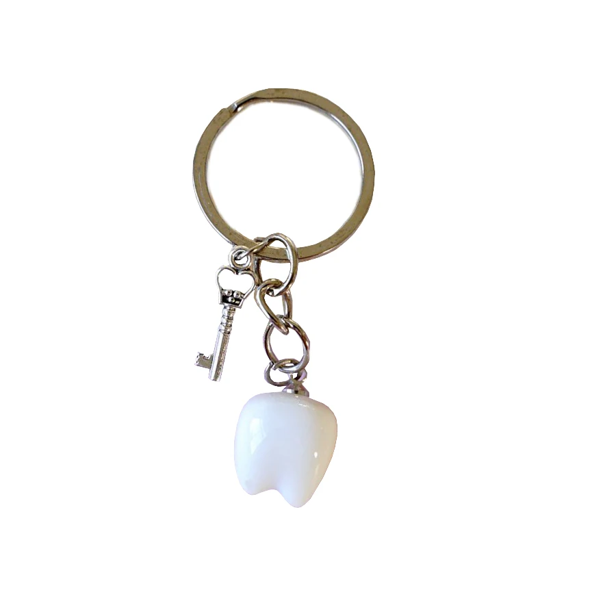 Creative 3D Simulation Teeth Ceramics Metal Keyrings Accessory for Key Holder in Dental Clinic Activity or Gifts