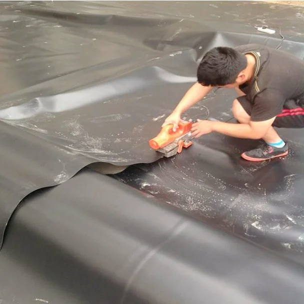 Strength factory produces HPDE film hot melt welding machine Manufacturers sell geomembrane automatic climbing welders discount