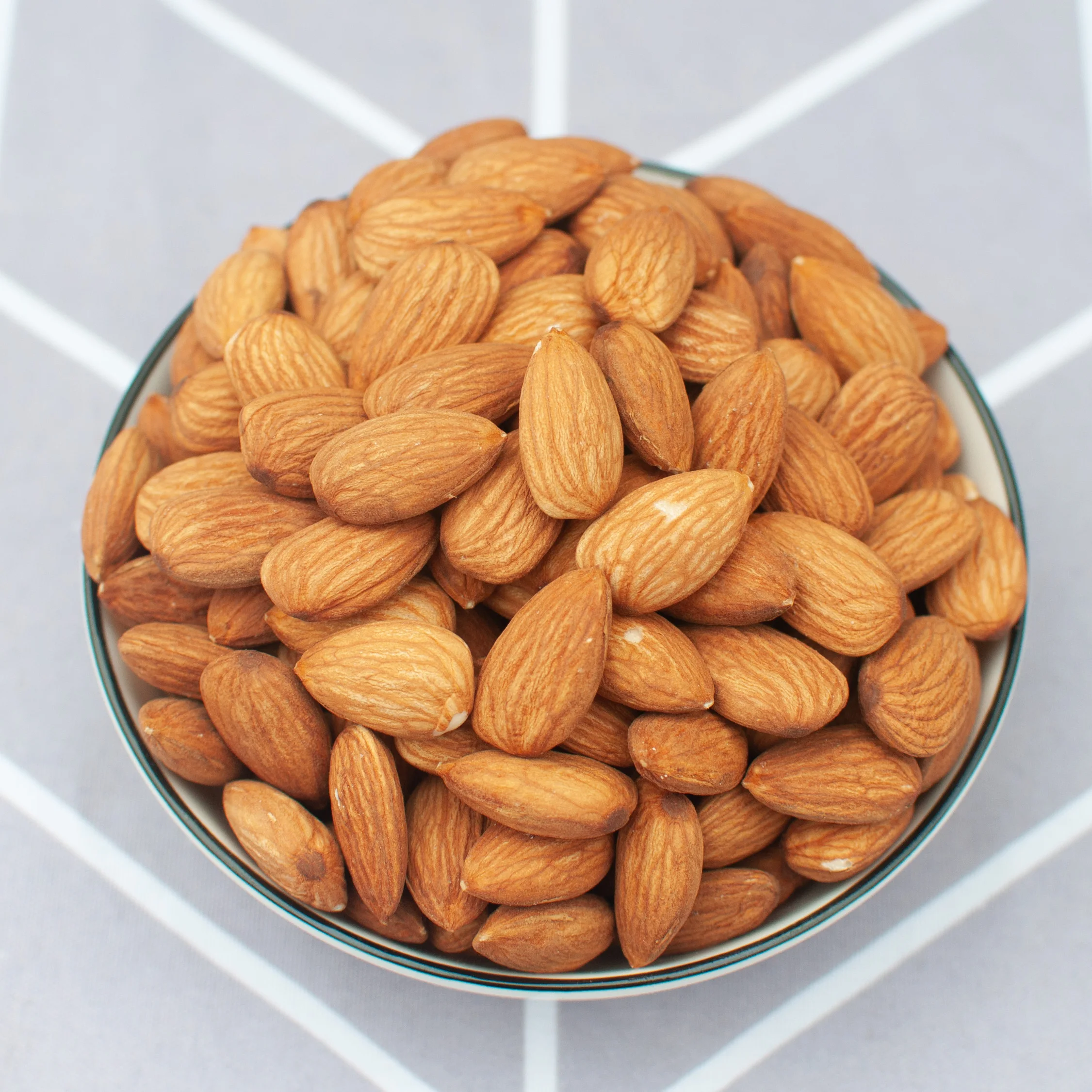 Concise design Roasted salted almonds for sale Natural Colour Cool Storage  almonds Australia