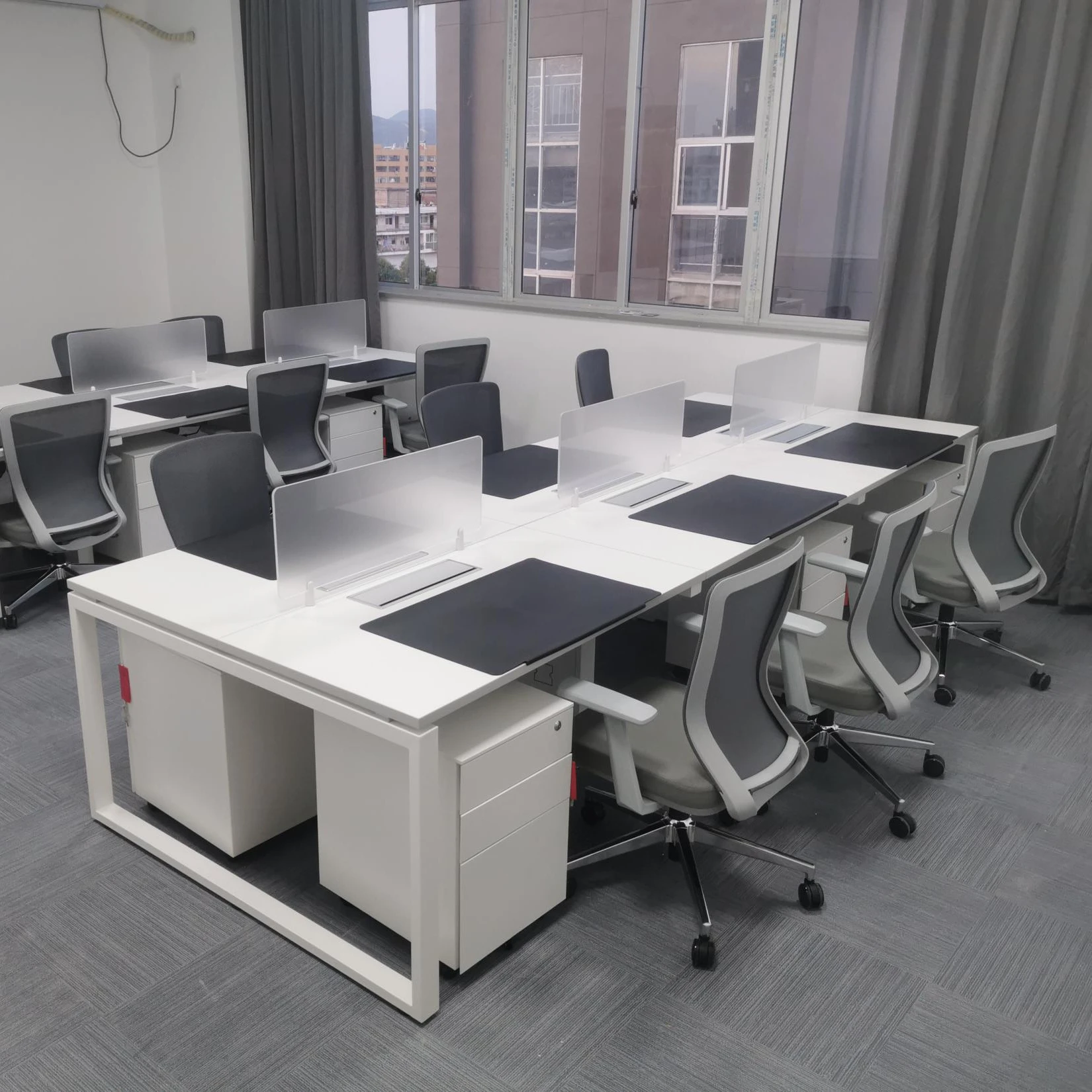 Hot Sale Open Space Coworking Design Partition Sharing Open Modular Workstation 4 Person