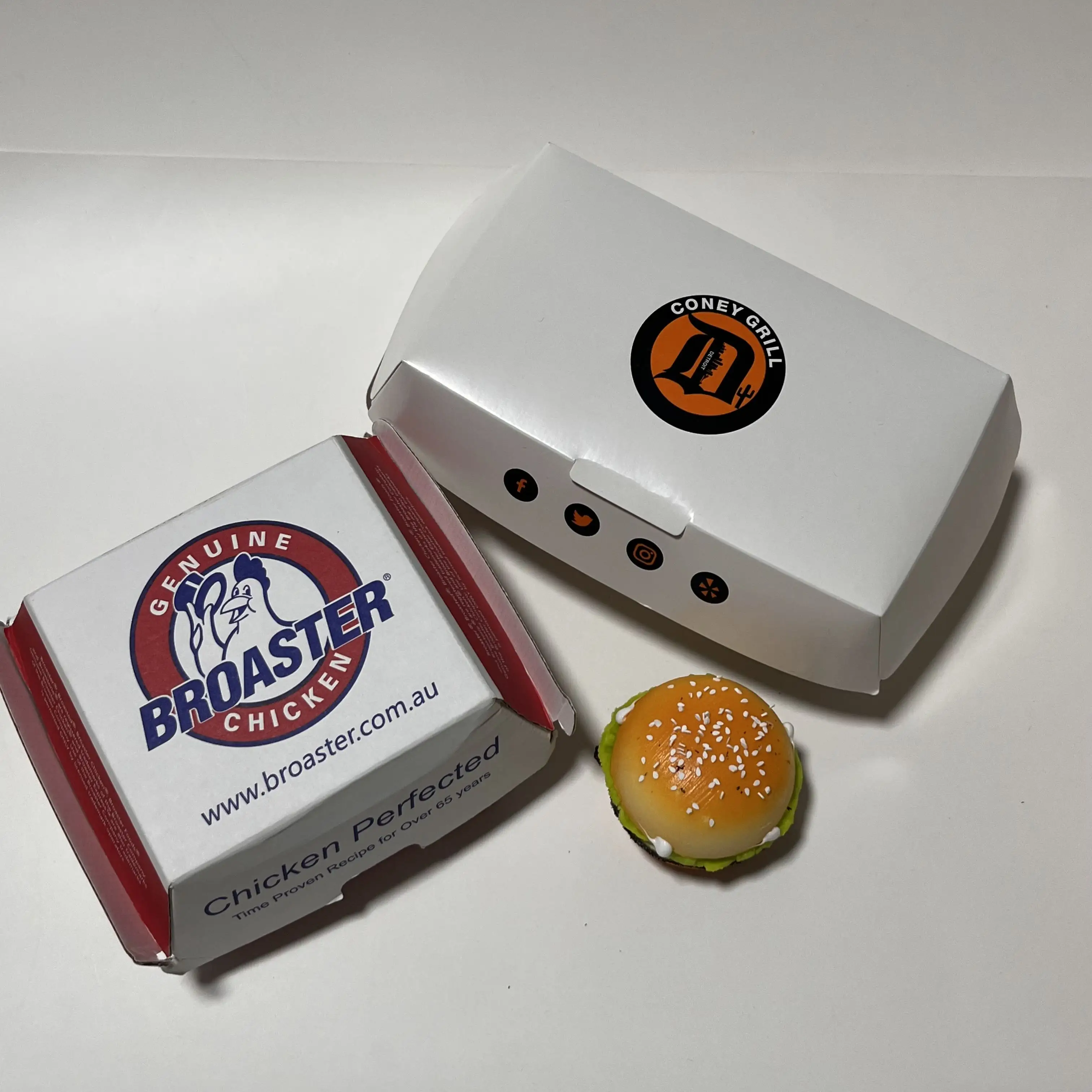 Wholesale Good Quality Disposable White Brown Lunch Food Custom Hamburger Burger Box Packaging For Easier Take away Carrier