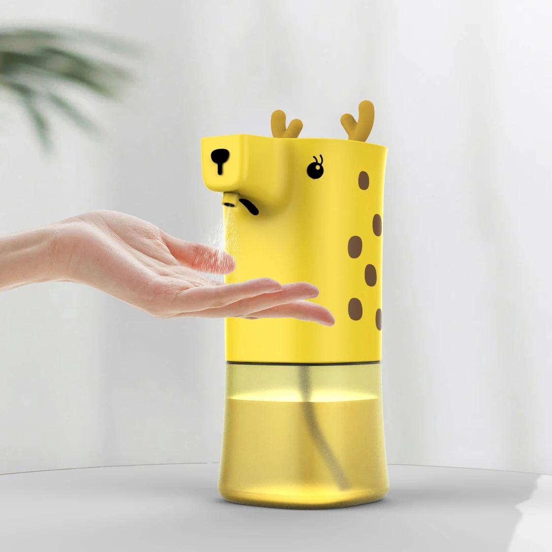 High Quality Touchless Liquid Spray Foaming Sanitizer Alcohol Automatic Soap Dispenser for Children School