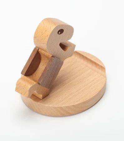2023 New beech mobile phone base activity gift desktop mobile phone stand Wooden animal mobile phone stand