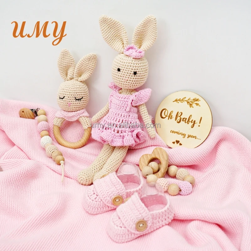Wholesale newborn baby sets gift box set souvenir gift Babies wooden baby teether rattle toys