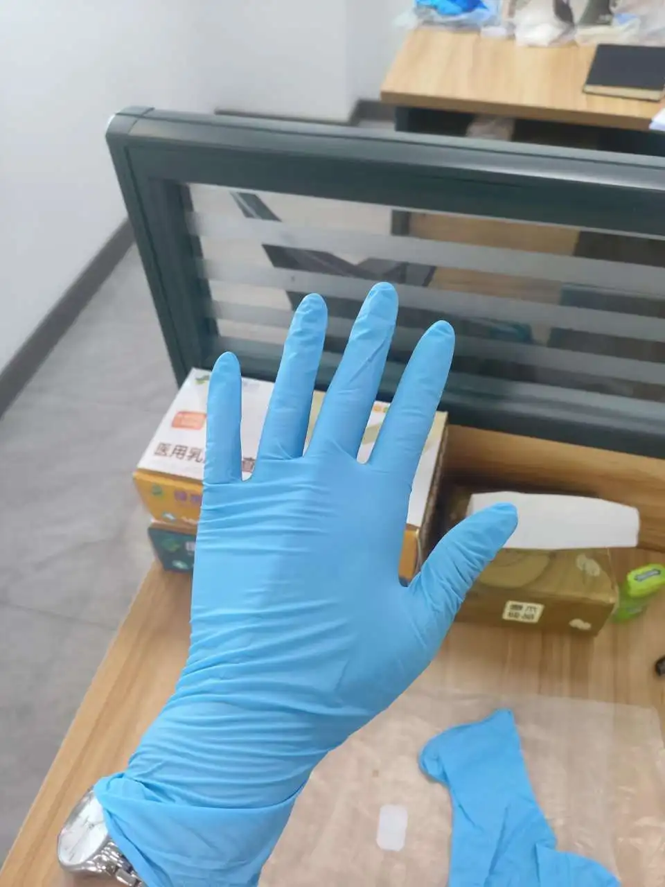 Blue Color Disposable plastic gloves