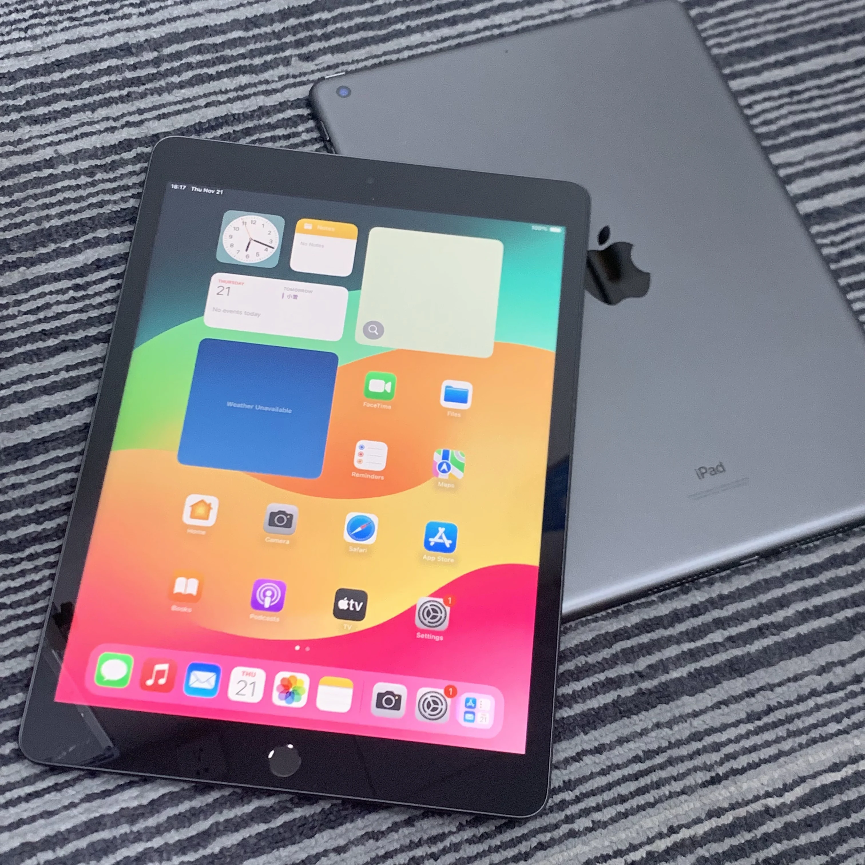 Оптовая продажа низкая цена оригинальный 9 7 IPad (2018)128 ГБ 2 оперативной памяти с дюймов планшетный компьютер OS 11 3
