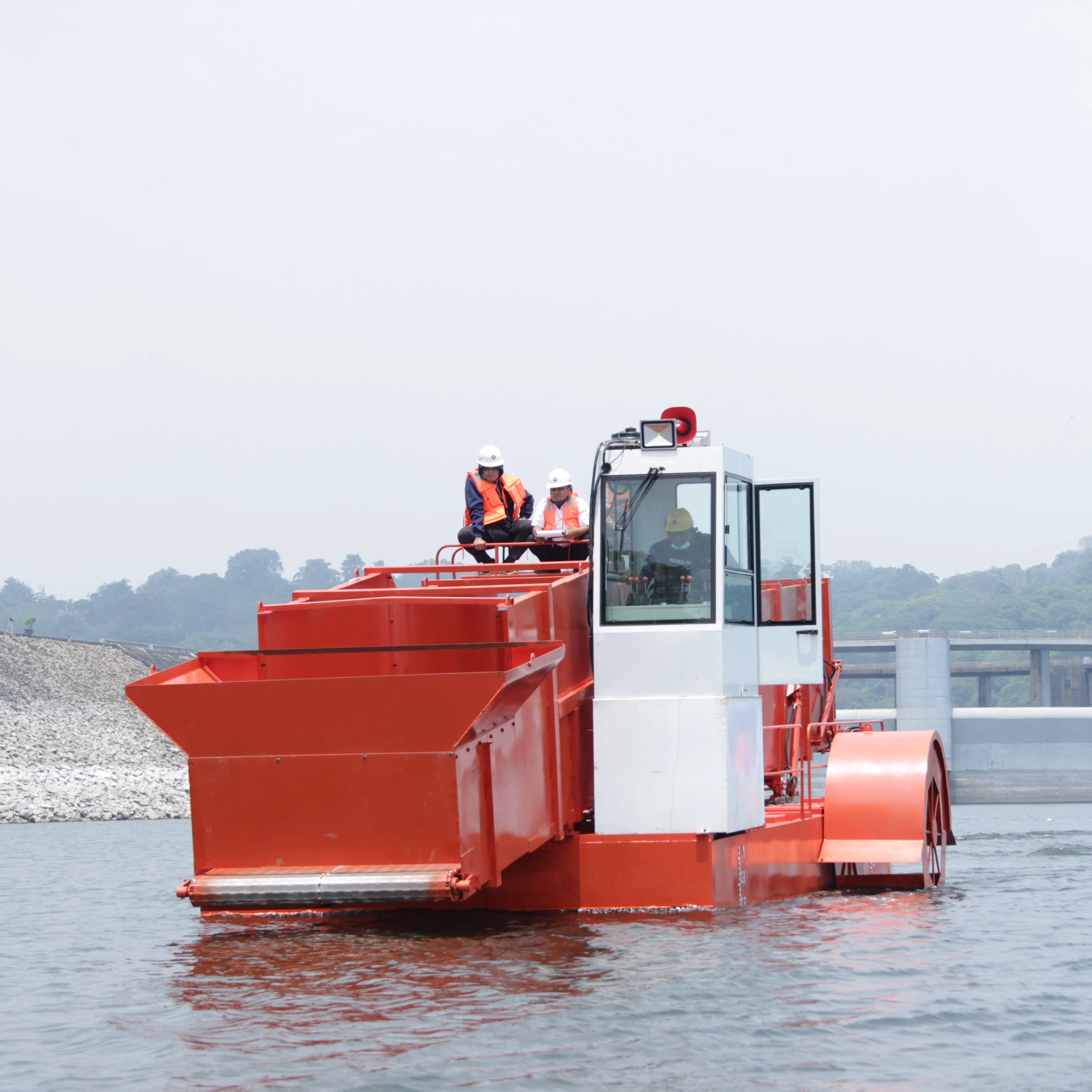 Aquatic Plant Barge For River Weed Transportation