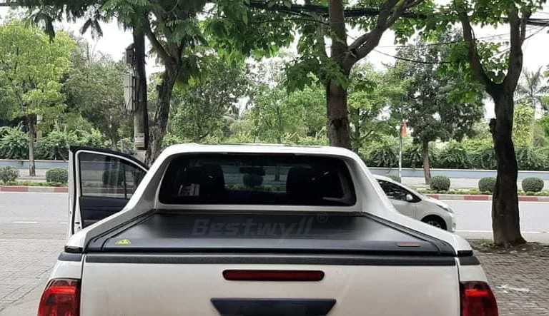 BESTWYLL 4X4 Hard Roller Lid Aluminum Retractable Pickup Truck Bed Electric Roll Up Tonneau Cover For Toyota Hilux Rocco E-F04