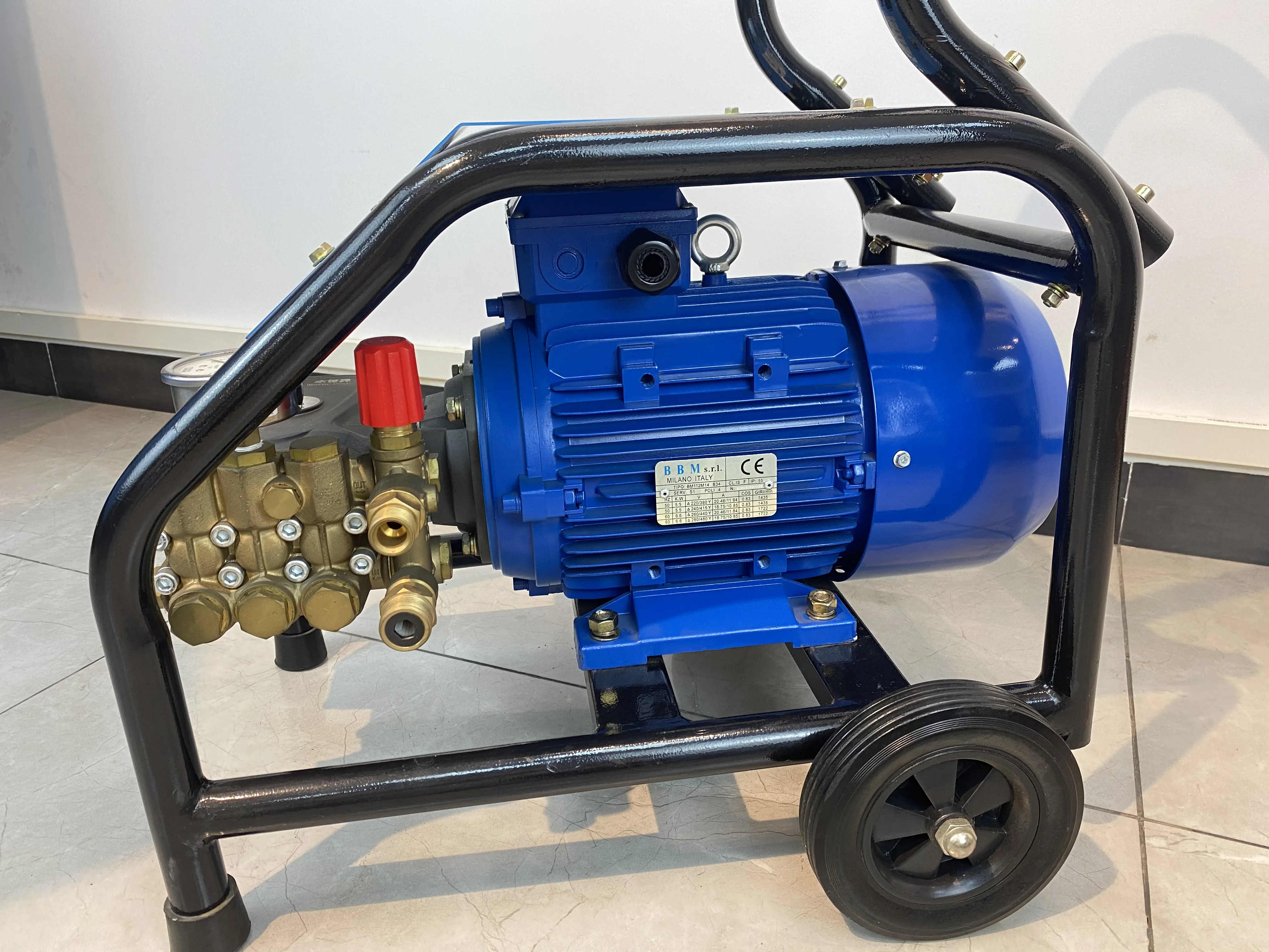 Electric 380V Jet Washer Pressure Washer 200Bar Water Blast for Hotels and Farms New Automatic Metal with 220V Engine Motor