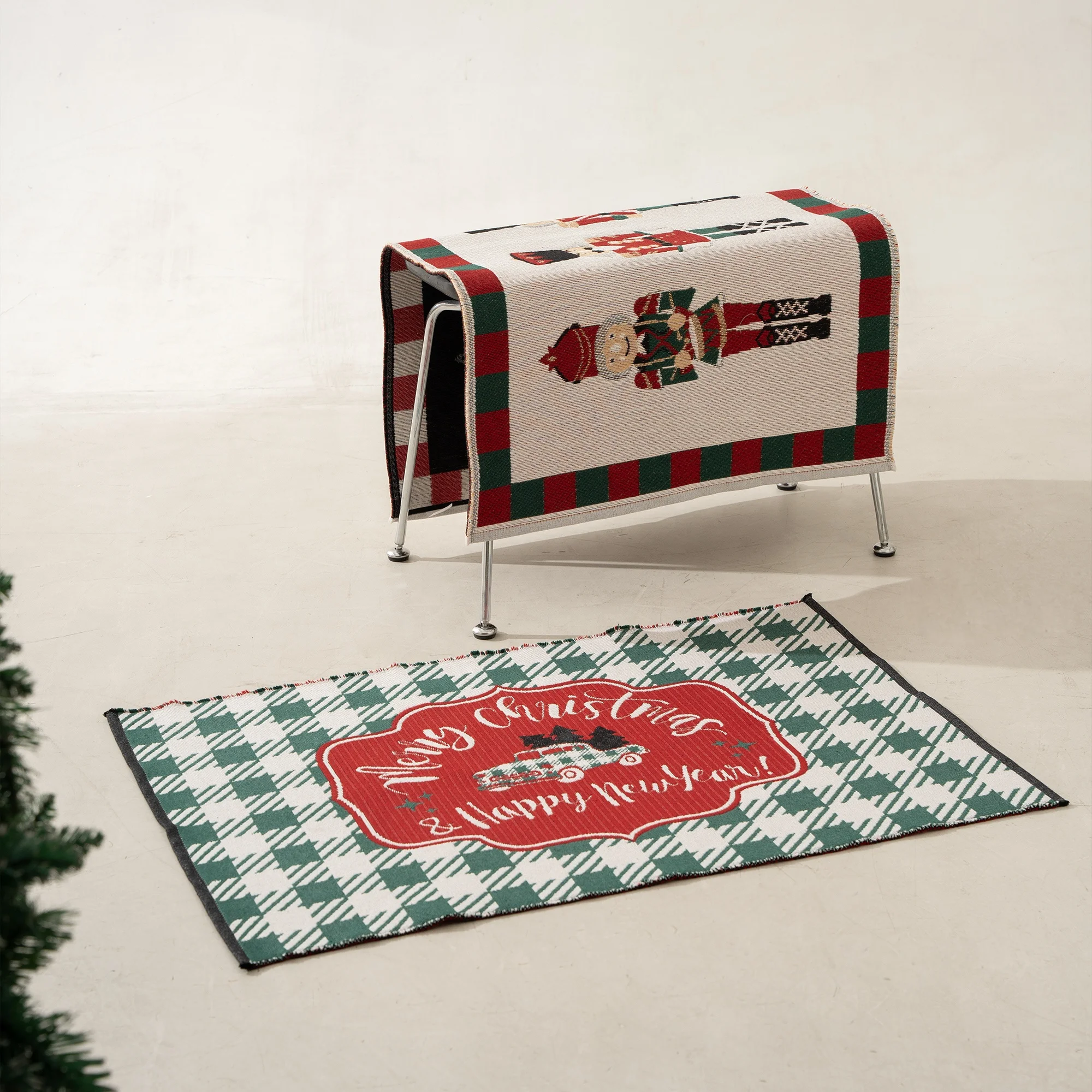 Christmas Unique Six Colors Mixed Double-Sided Weave Technic Reversible Use Door Mat Area Rug With Fringe