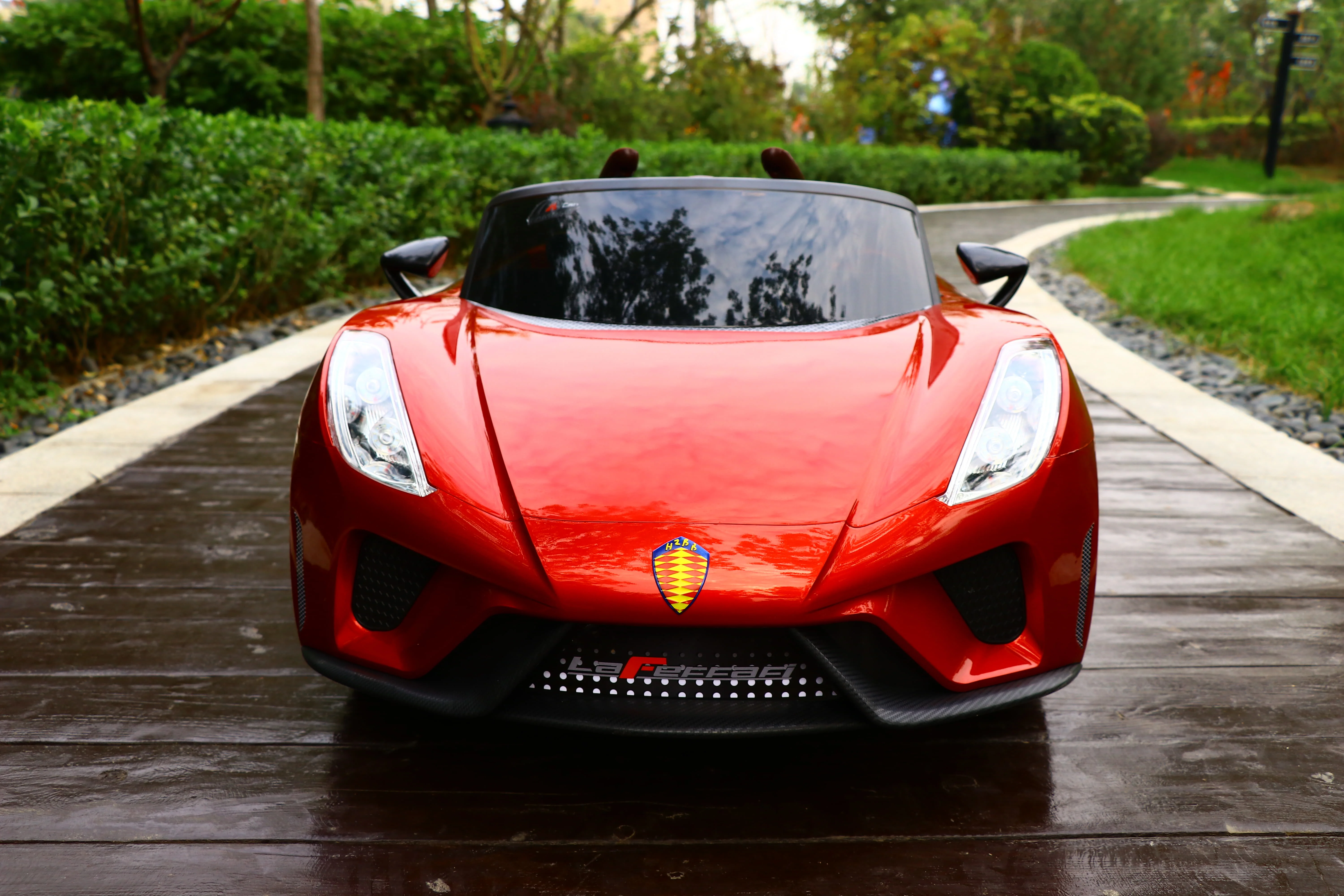 New Design Luxury Emulation  Two-seats Remote Control Ride On Electric Kids Car 2-9-year-old children toys for sale