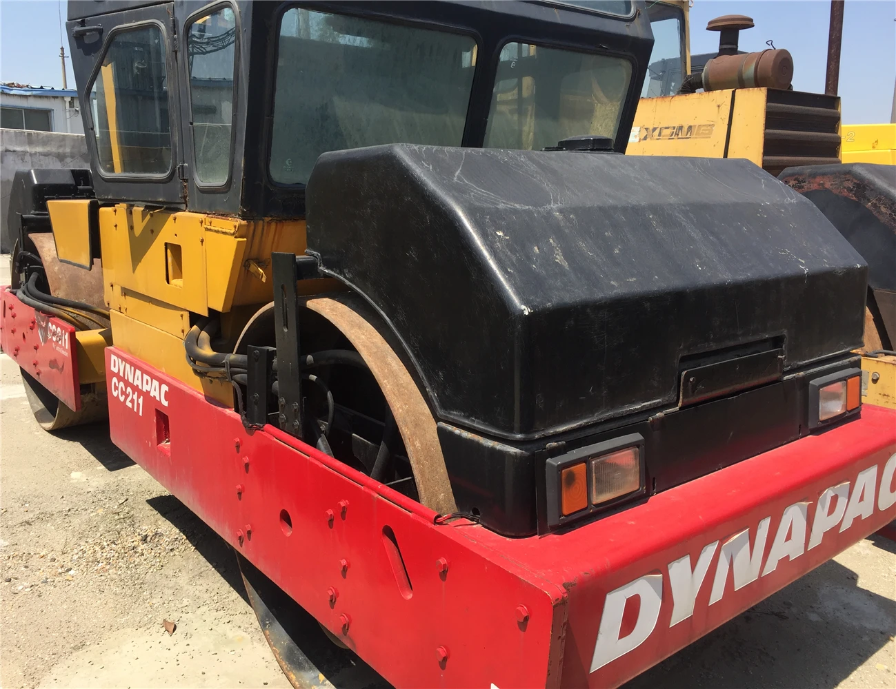 Used secondhand Dynapac Roader Roller CC211CA30D CA251D CA25D For sale with good performance and good condition