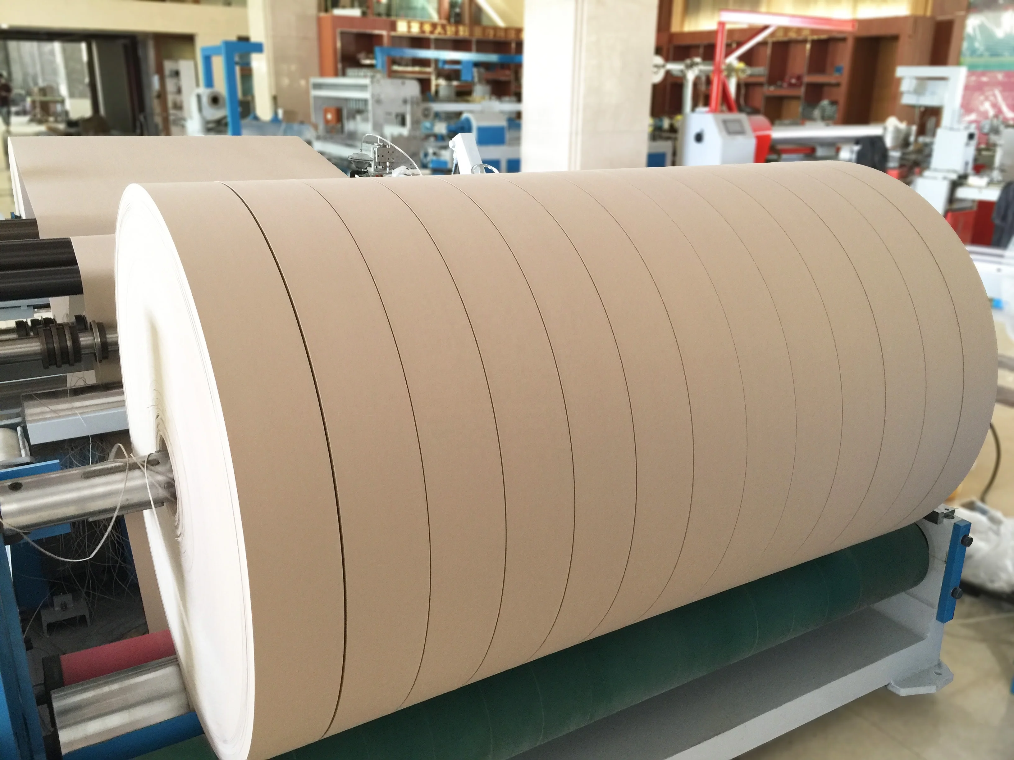 60-600 gsm  Shaftless Slitter Rewinder Machine  2021