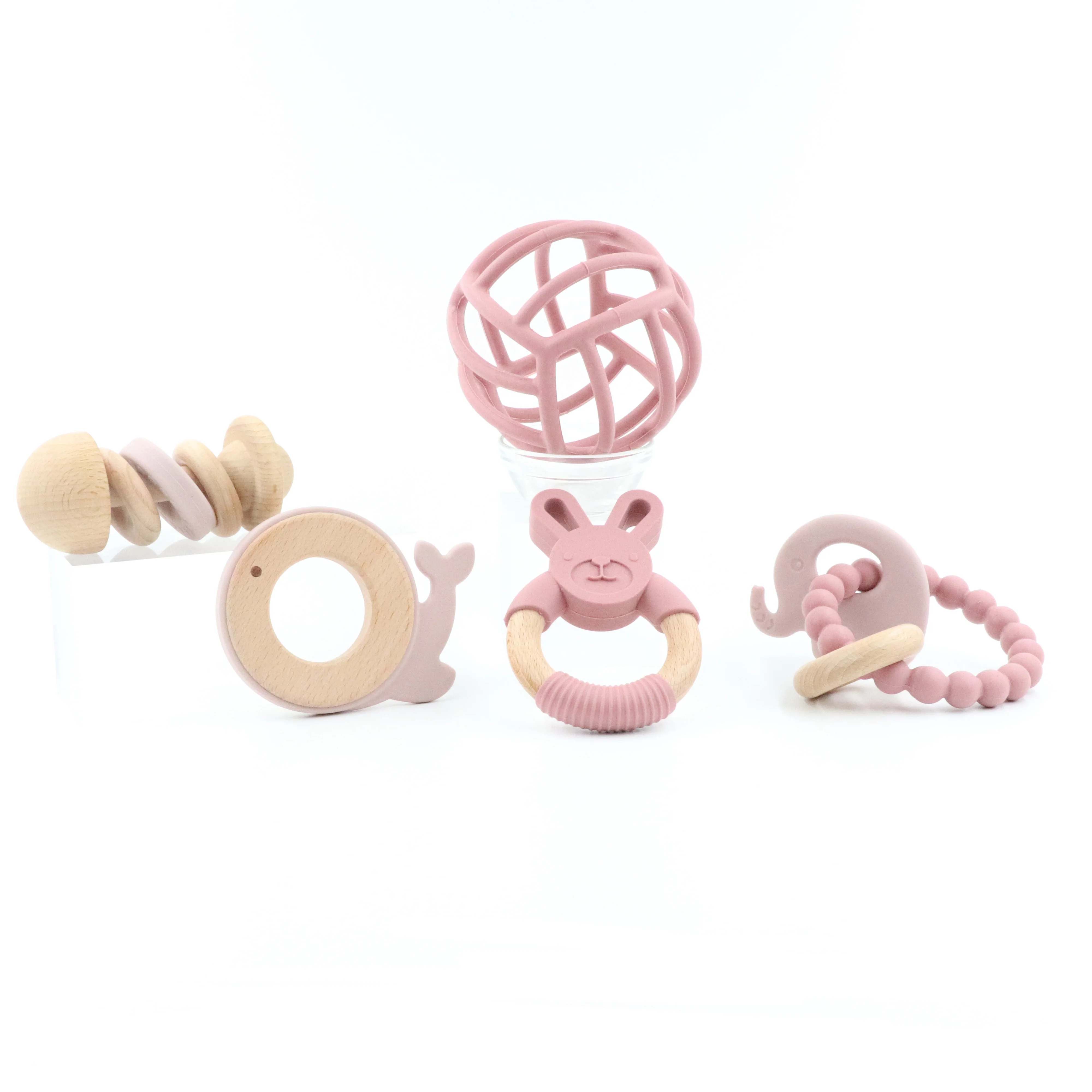 New Design Sensory Baby Teething Toys Crochet Rattle Soft Bpa Free Wood Baby Teether Ring Toy Gift Set
