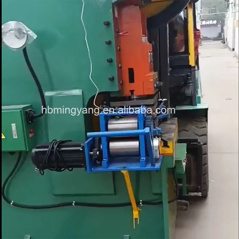 Best quality Security Fence machine concertina razor wire fence machine