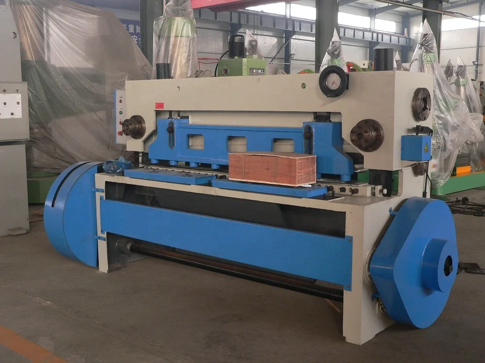 Q11-6x2500 mechanical steel plate cut machine,the lower part transmission