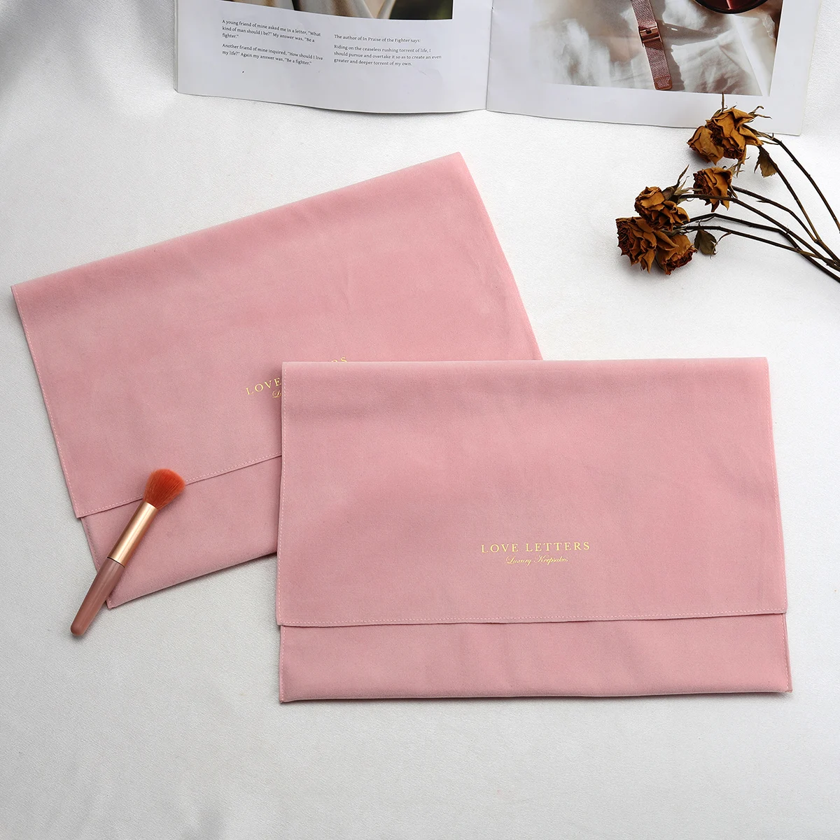 Super Soft Thick Velvet Envelope For Photo Frame Notebooks Custom Velvet Gift Packaging Bag